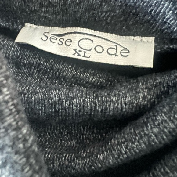 Sese Code - Long Sleeve Cowl Neck‎ Pullover - Picture 5 of 6
